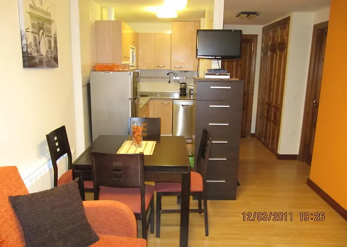 Reservas Leon Апартаменты *