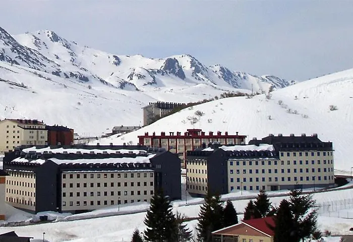 Reservas Leon Сан-Исидро